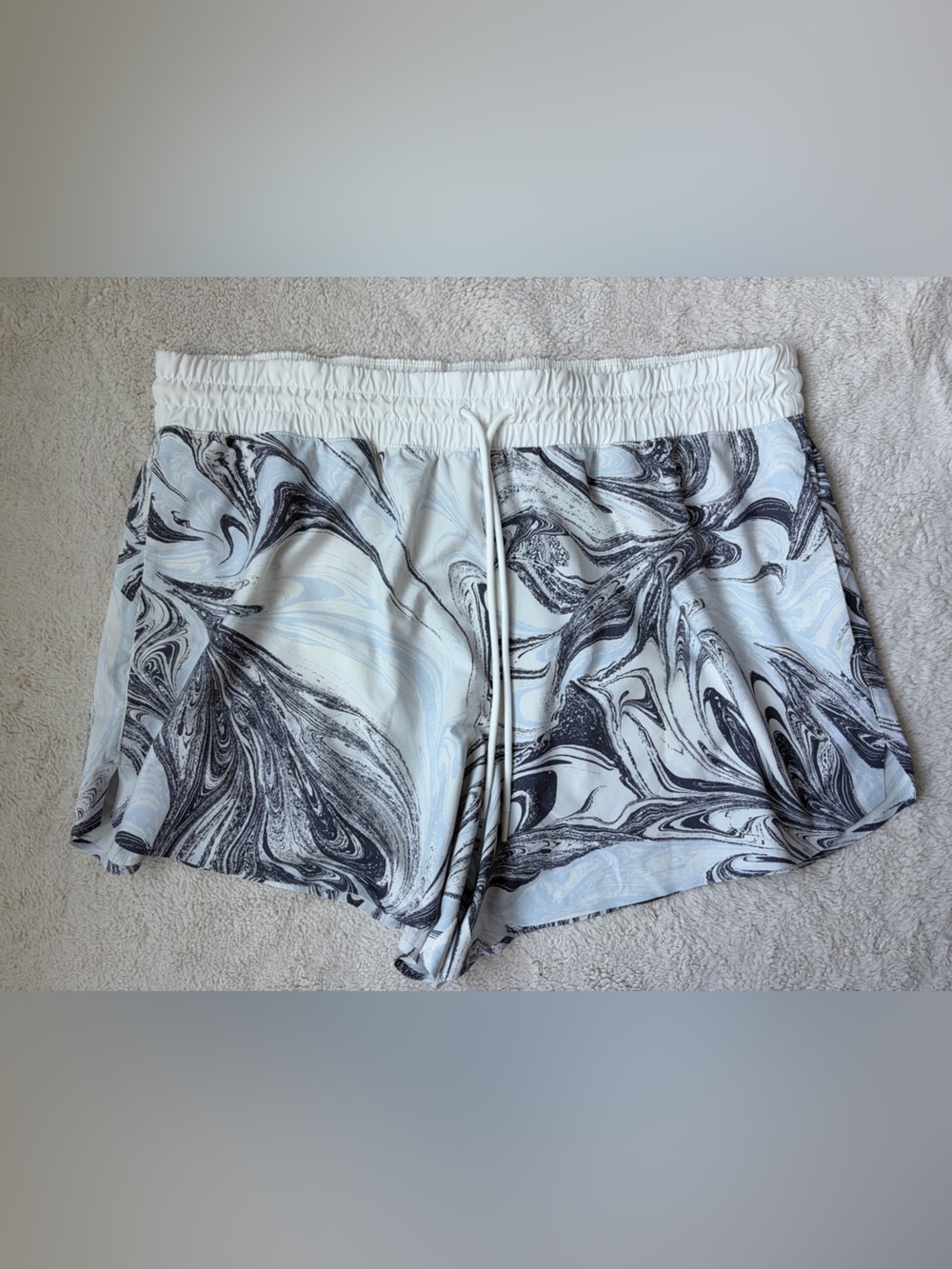 Athleta All Activity Athletic Shorts in Marble Print Women Size XL